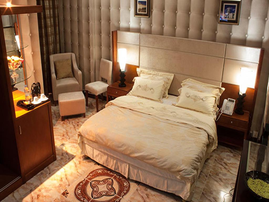 Royal Suites Hotel 努瓦克肖特 外观 照片